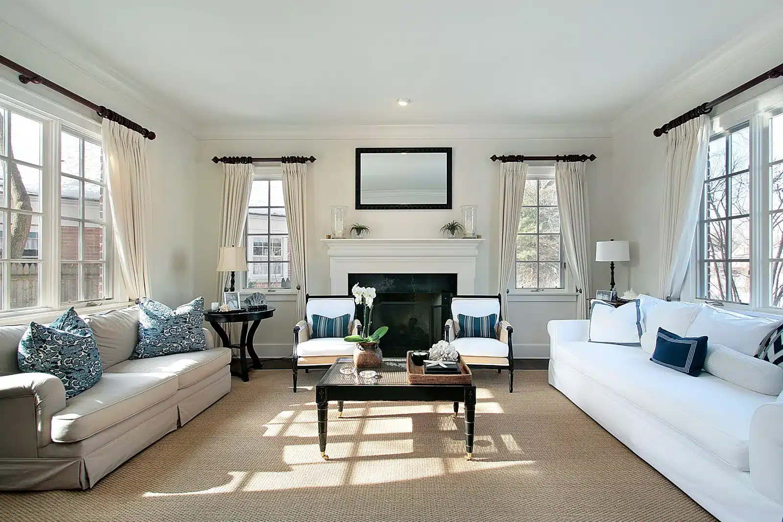 Living Room in Luxury Home w1600 Living Room in Luxury Home