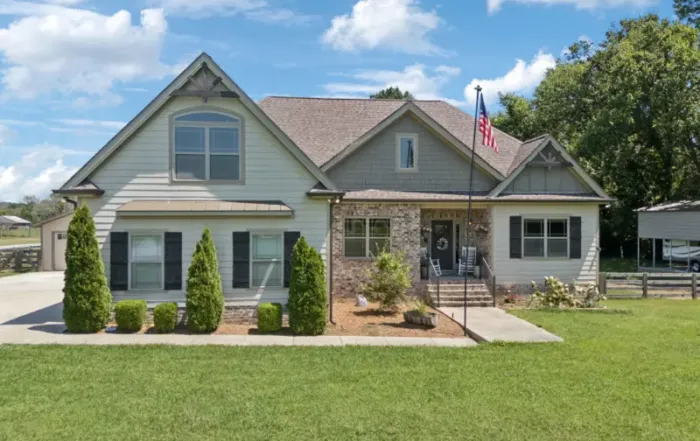 5325 Tater Peeler Rd, Lebanon, TN front view of home