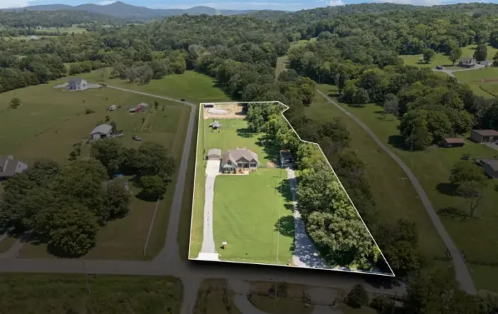 Property boundary lines for 5325 Tater Peeler Rd, Lebanon, TN